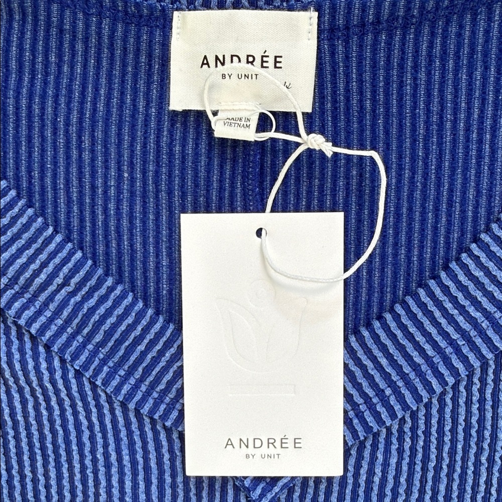 ANDREE BY UNIT Rich Cobalt Royal Blue Knit Tank Top A Versatile Closet Staple - Picture 7 of 8